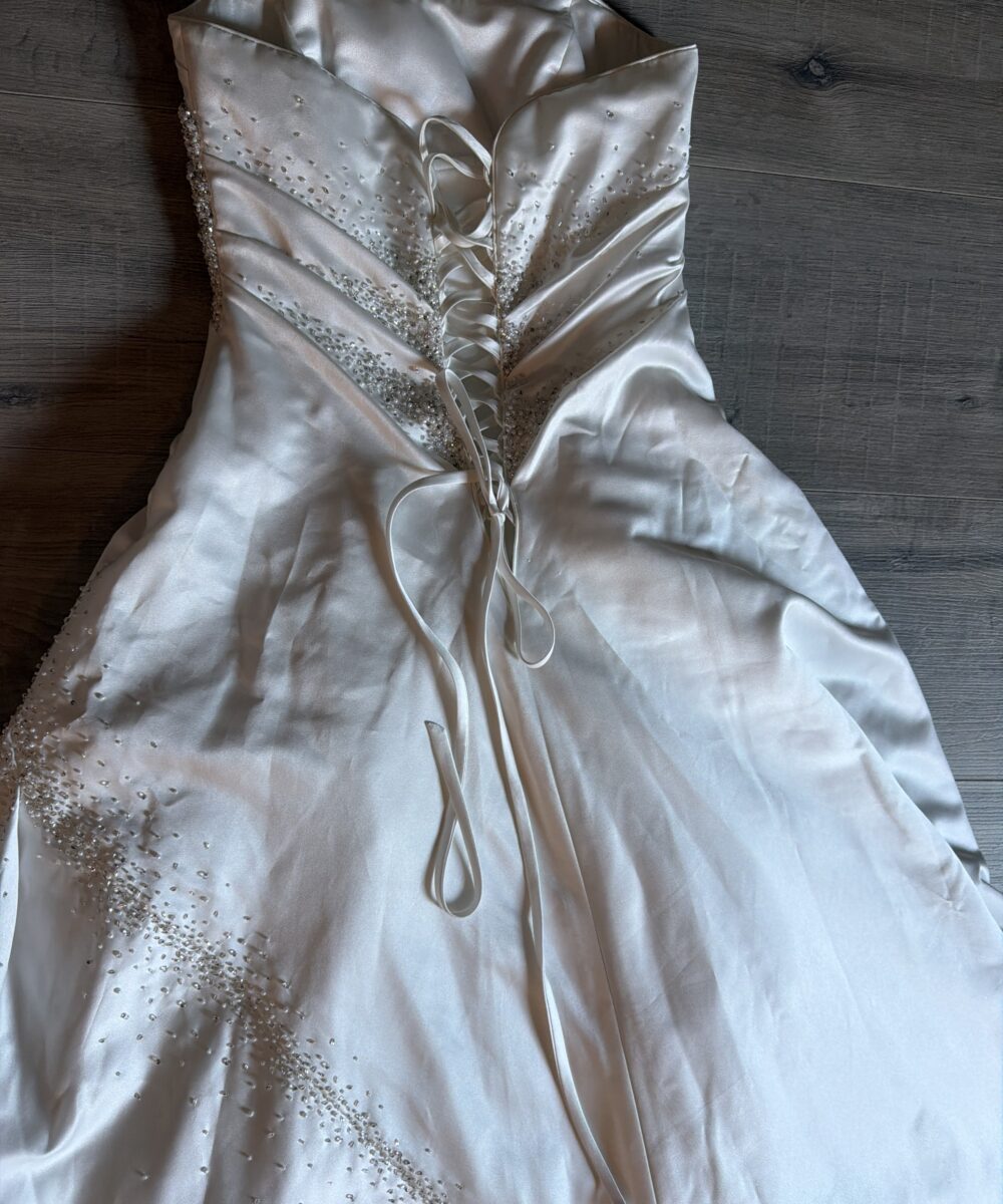 Prachtige Maggie Sottero prinses strapless jurk