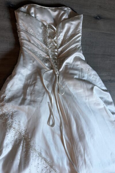 Prachtige Maggie Sottero prinses strapless jurk