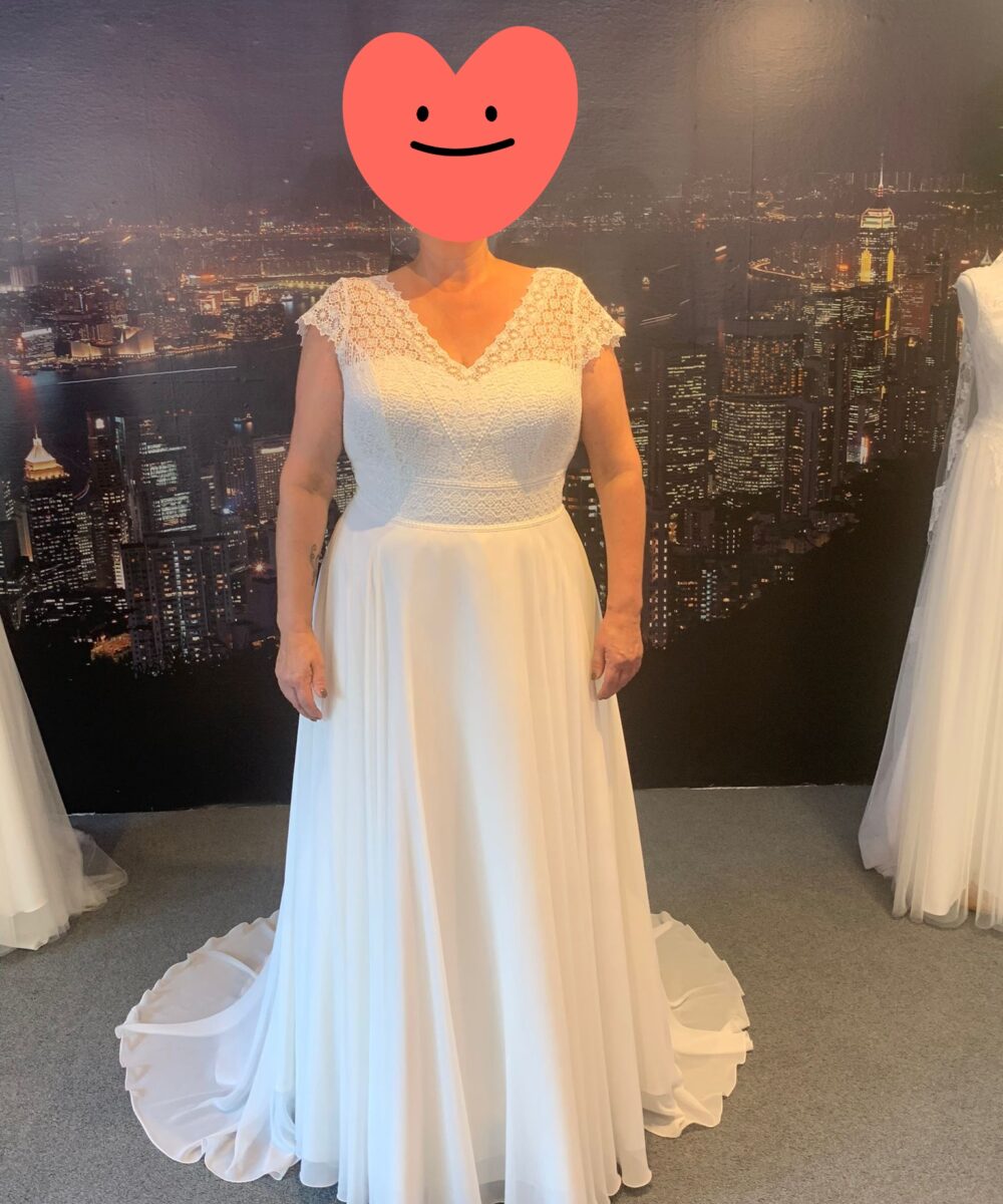 Bruidsjurk Ivory van Anneke & John bruidsmode - Nieuw!