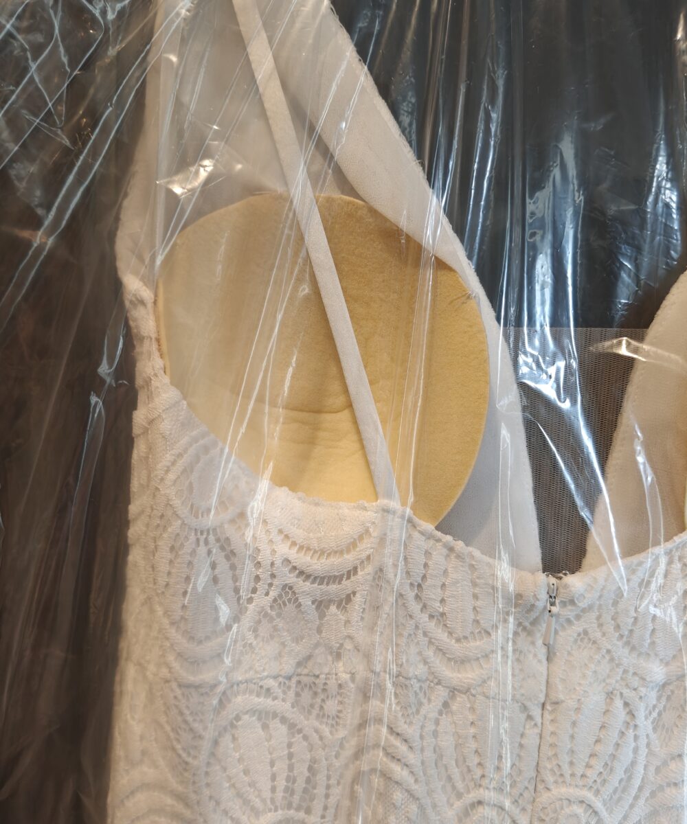 Mooie kanten trouwjurk