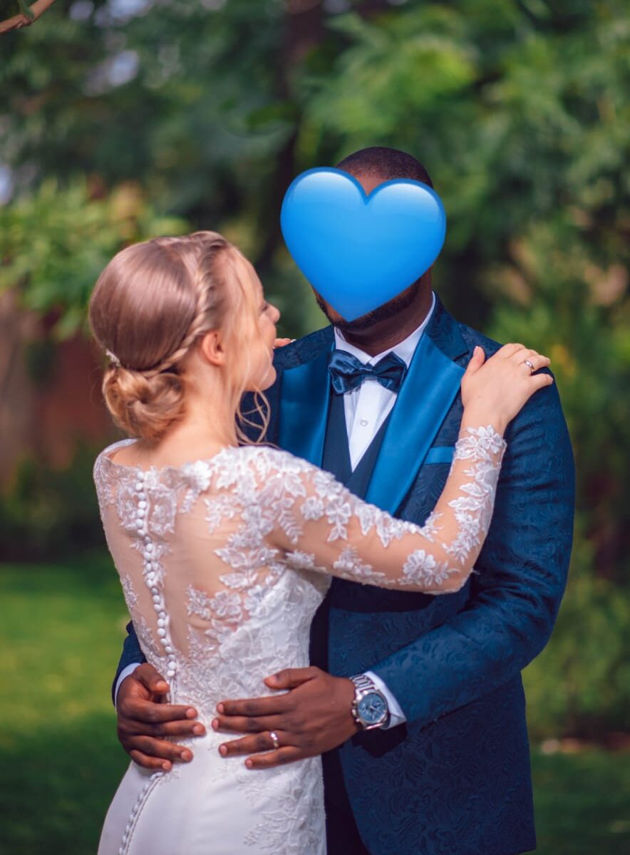 Elegante Ivoorkleurige trouwjurk