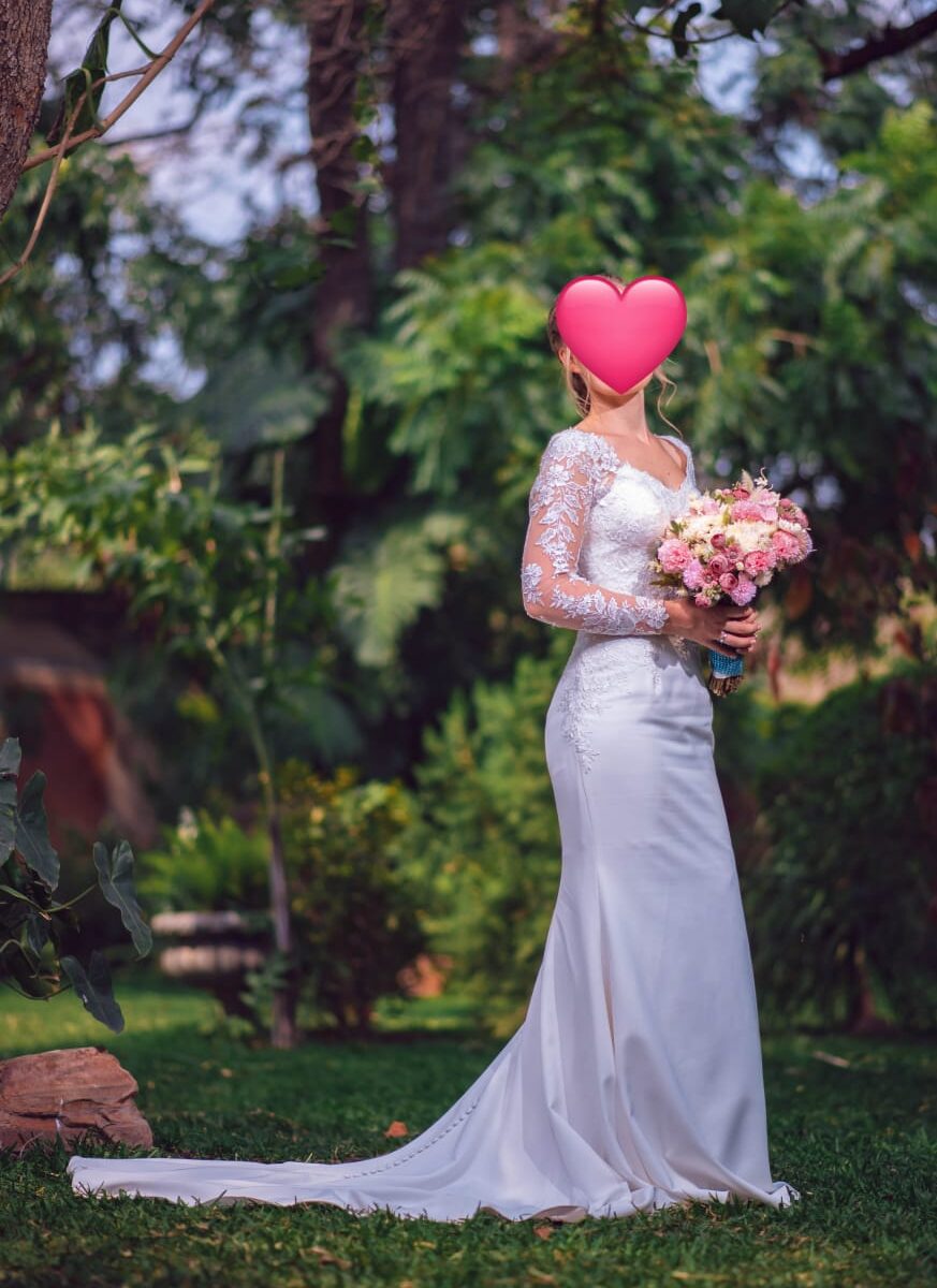 Elegante Ivoorkleurige trouwjurk