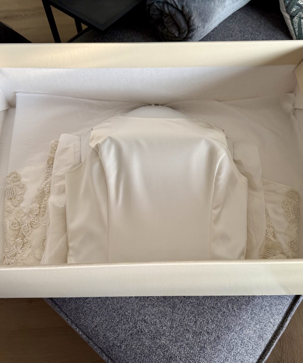 Vintage 1998 Jessica McClintock Full-Length Shift Dress – Sheer Lace & Pearl Detail