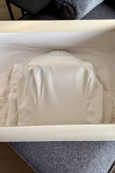 Vintage 1998 Jessica McClintock Full-Length Shift Dress – Sheer Lace & Pearl Detail