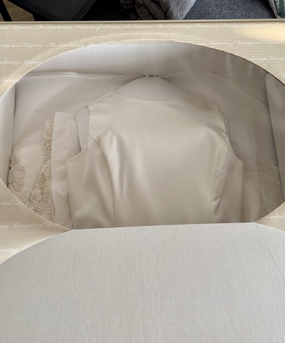 Vintage 1998 Jessica McClintock Full-Length Shift Dress – Sheer Lace & Pearl Detail