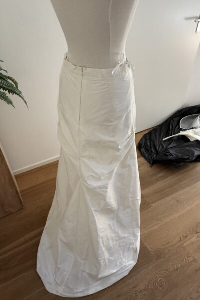 Halterjurk taftzijde ivoor 38