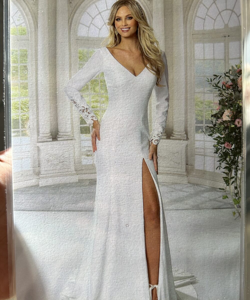 Trouwjurk incl sluier(nieuw en ongedragen)