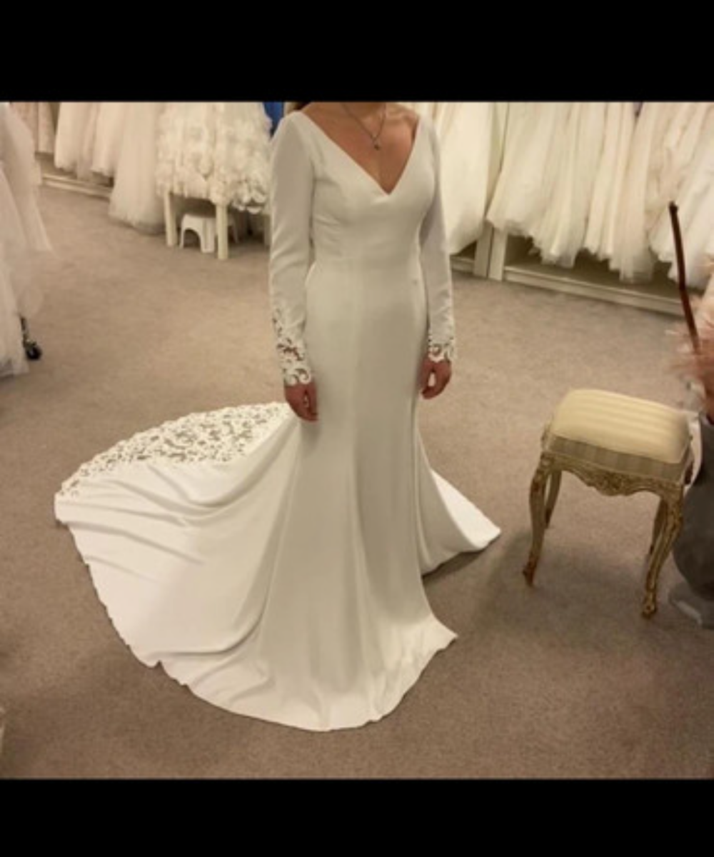 Trouwjurk incl sluier(nieuw en ongedragen)