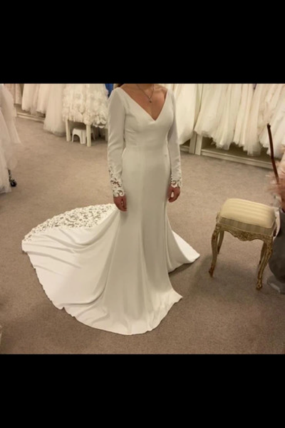 Trouwjurk incl sluier(nieuw en ongedragen)