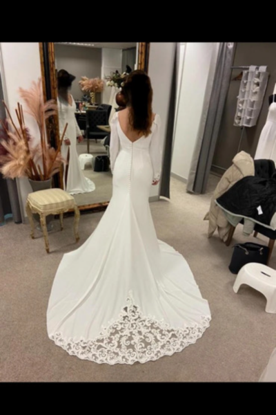 Trouwjurk incl sluier(nieuw en ongedragen)