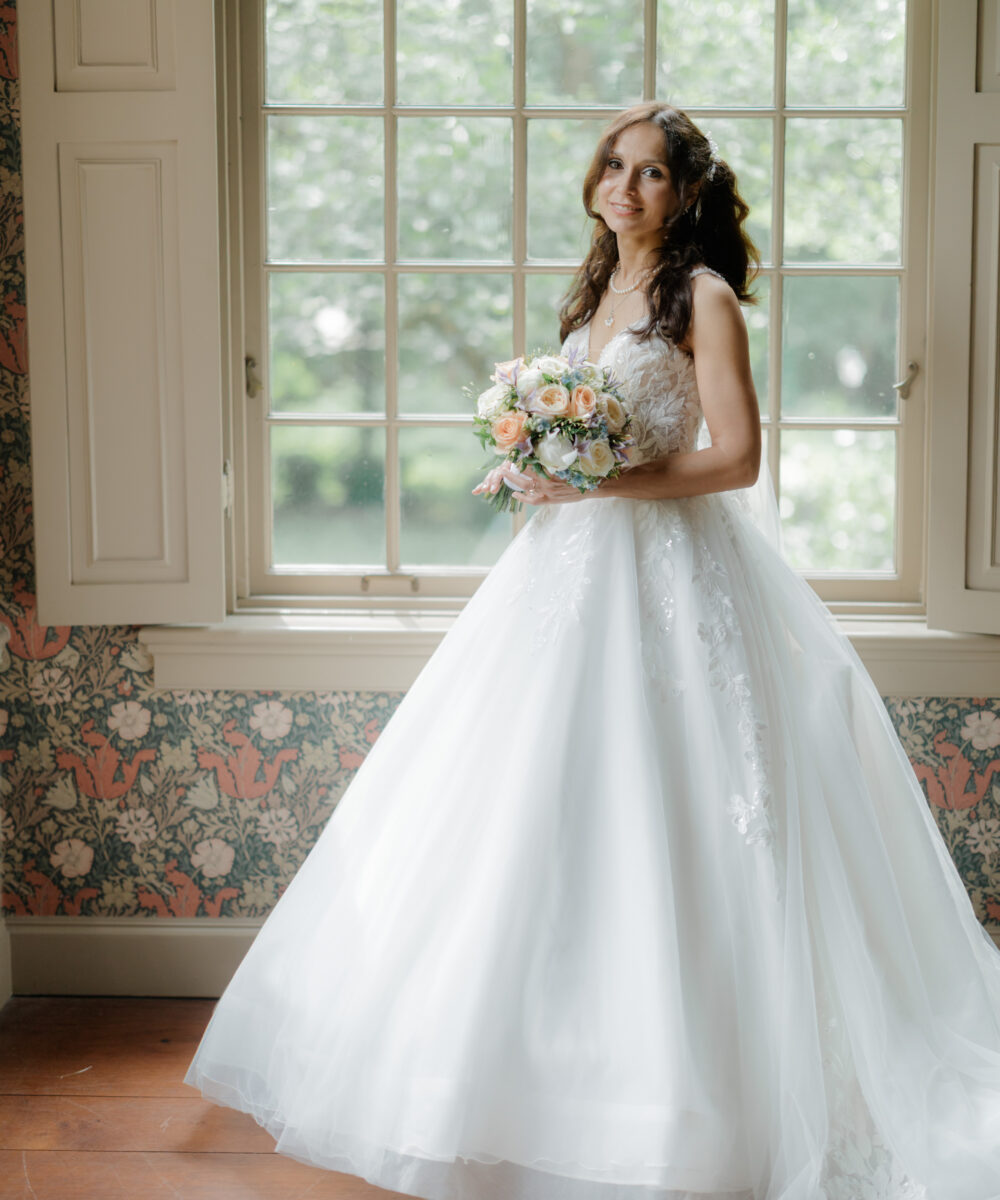 Bianco Evento Limited Antiopa met accessoires