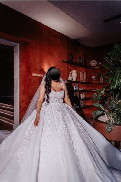 Baljurk met bijpassende sluier