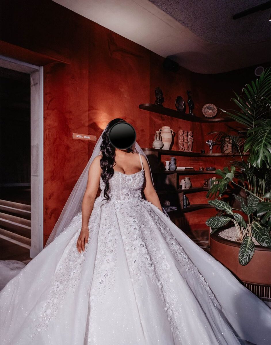 Baljurk met bijpassende sluier