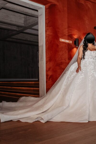 Baljurk met bijpassende sluier