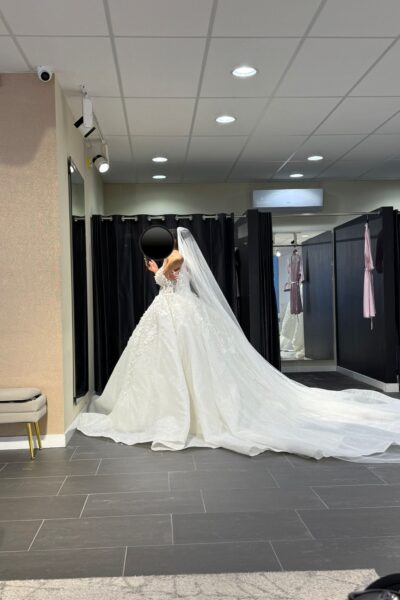 Baljurk met bijpassende sluier