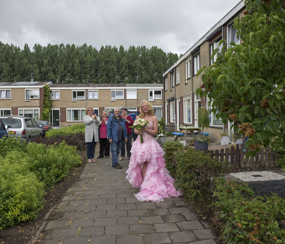 Unieke Roze trouwjurk met korset