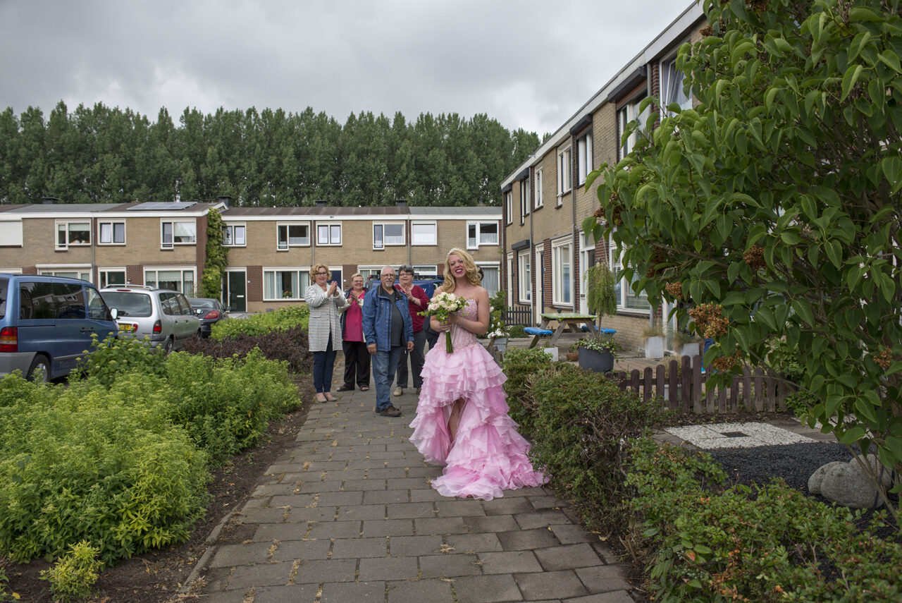 Unieke Roze trouwjurk met korset