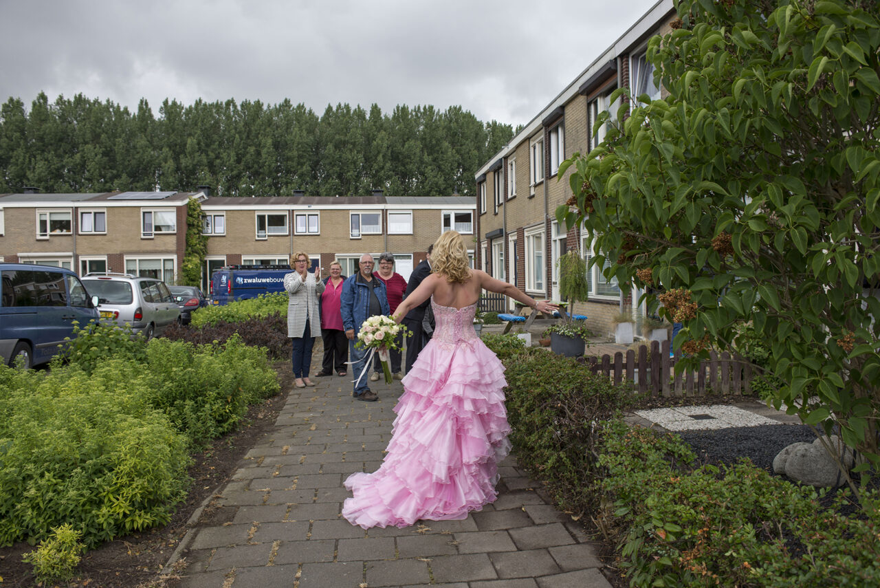 Unieke Roze trouwjurk met korset