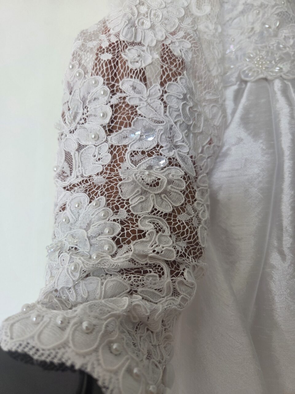 Prachtige Pronovias Trouwjurk met kant & parels