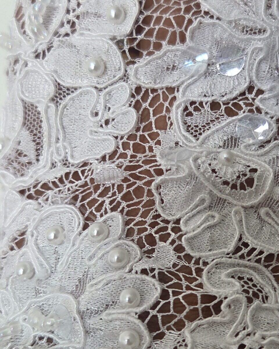 Prachtige Pronovias Trouwjurk met kant & parels
