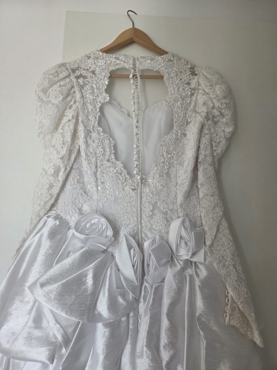 Prachtige Pronovias Trouwjurk met kant & parels