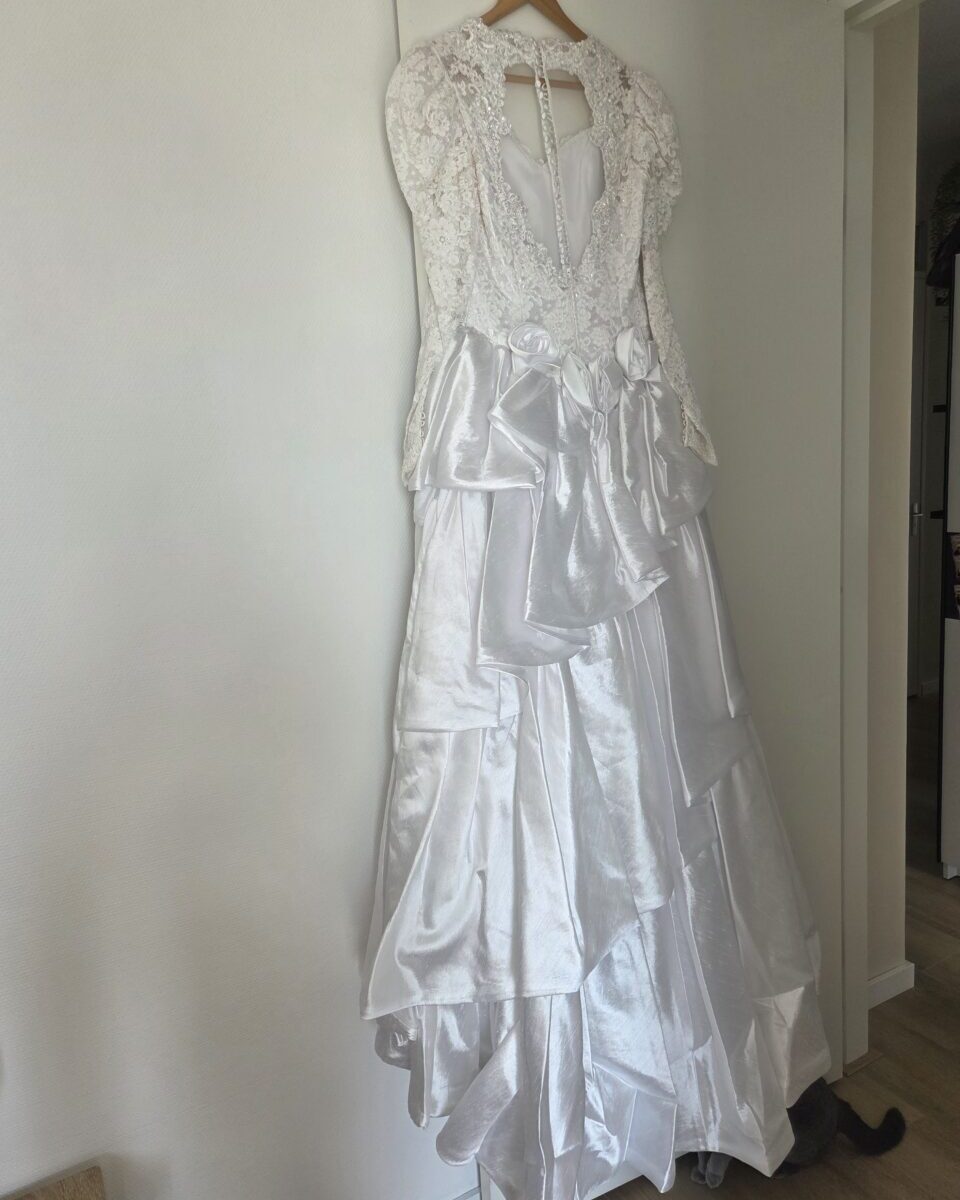 Prachtige Pronovias Trouwjurk met kant & parels