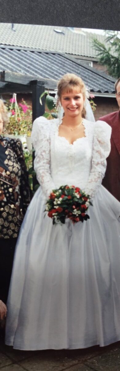 Prachtige Pronovias Trouwjurk met kant & parels