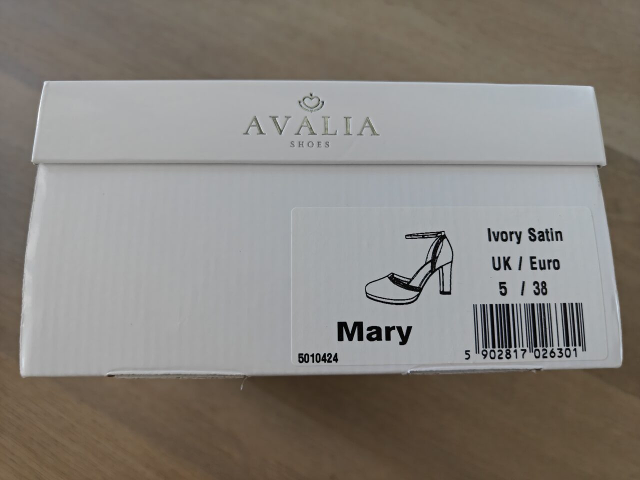 Prachtige ivoor kleurige bruidschoenen te koop