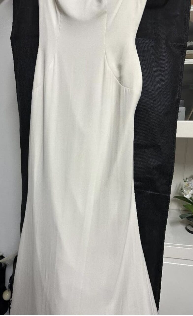 Trouwjurk Casablanca met mooie nadruk op de rug