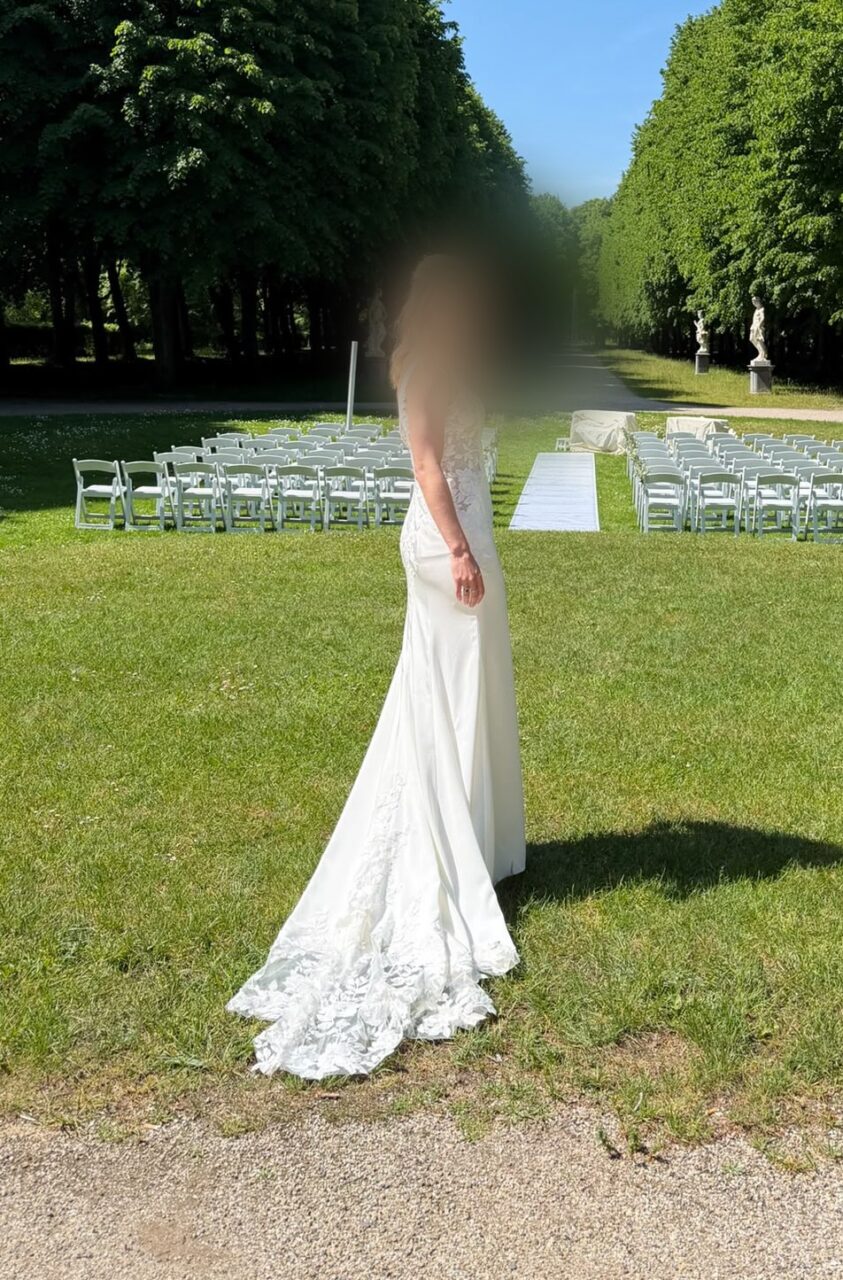 Trouwjurk Unique Bridal (Nieuw: 1595 euro)