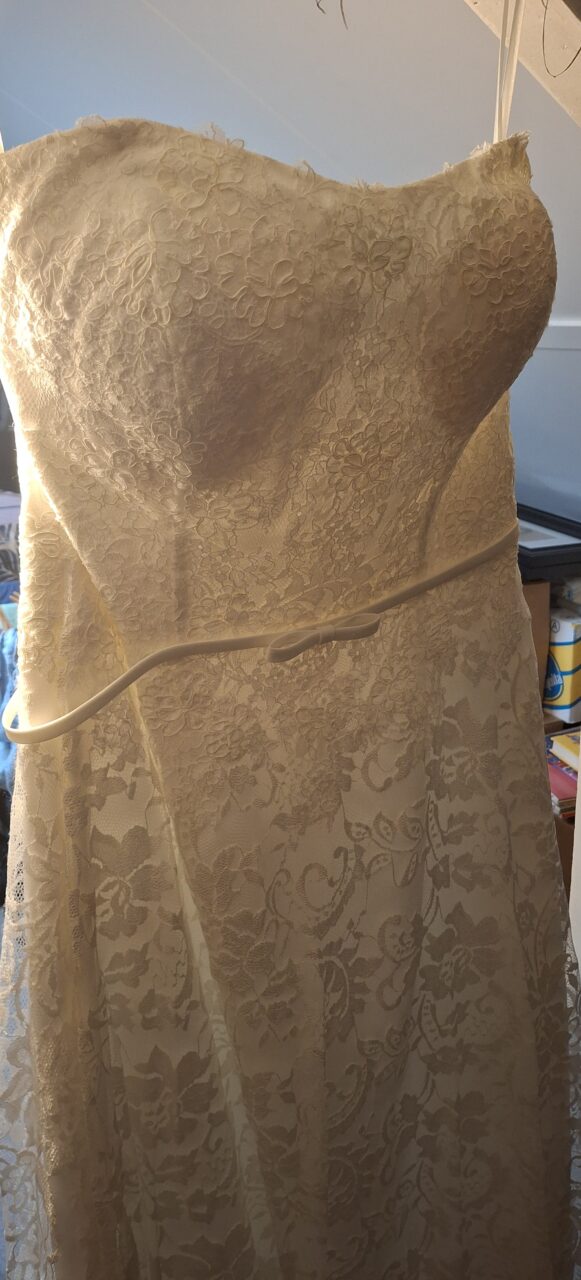 Trouwjurk maat 44/46