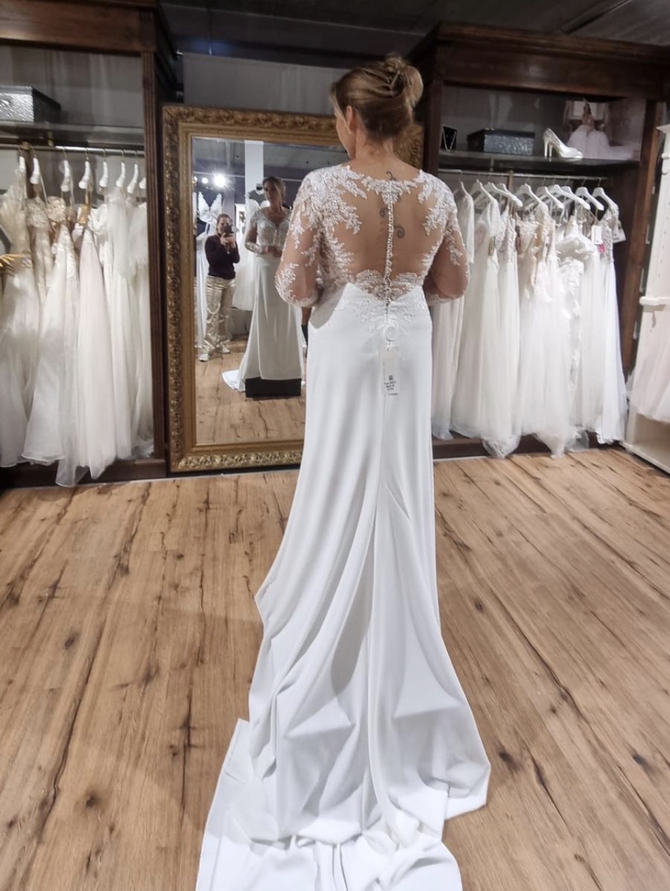 Elegante trouwjurk model 25-26 Elia Moreni