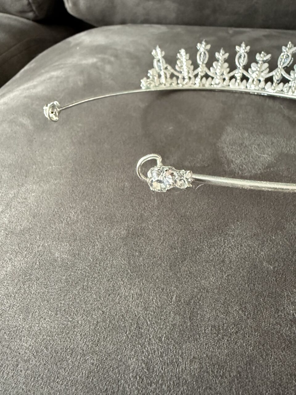 Ivoren sluier incl tiara