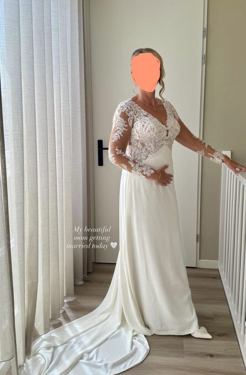 Elegante trouwjurk model 25-26 Elia Moreni