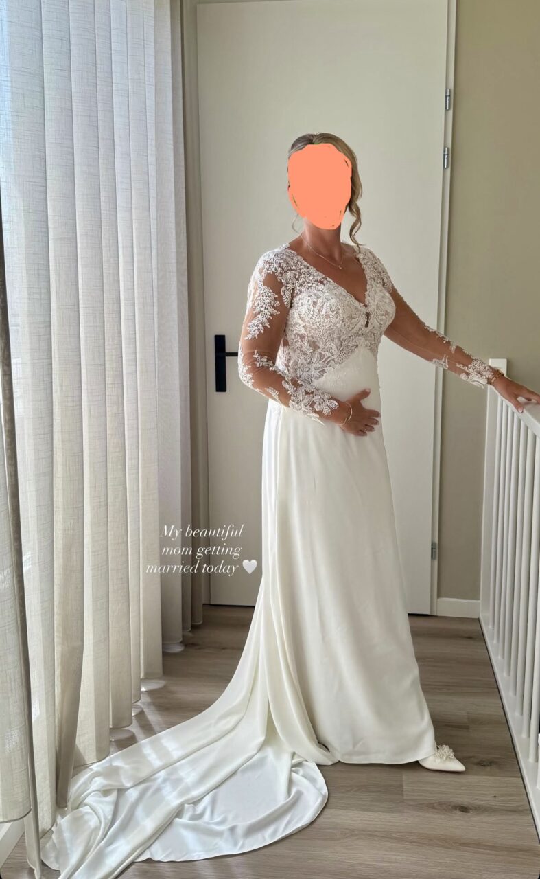 Elegante trouwjurk model 25-26 Elia Moreni