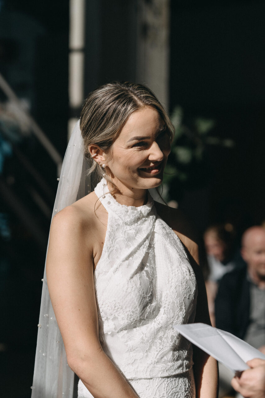 Made with Love Hallie trouwjurk – maat 36 – inclusief parelsluier & Lace Tie