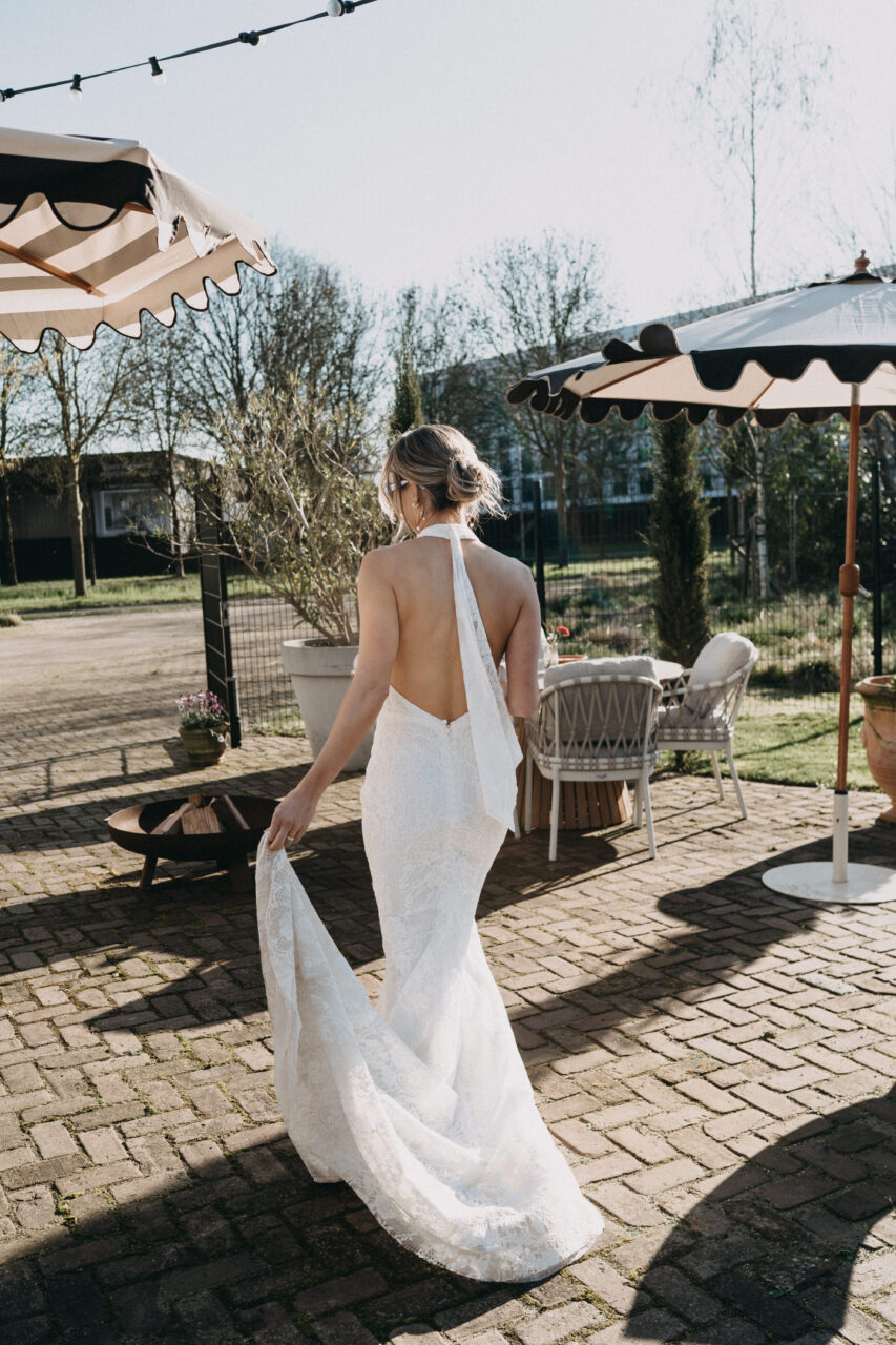 Made with Love Hallie trouwjurk – maat 36 – inclusief parelsluier & Lace Tie