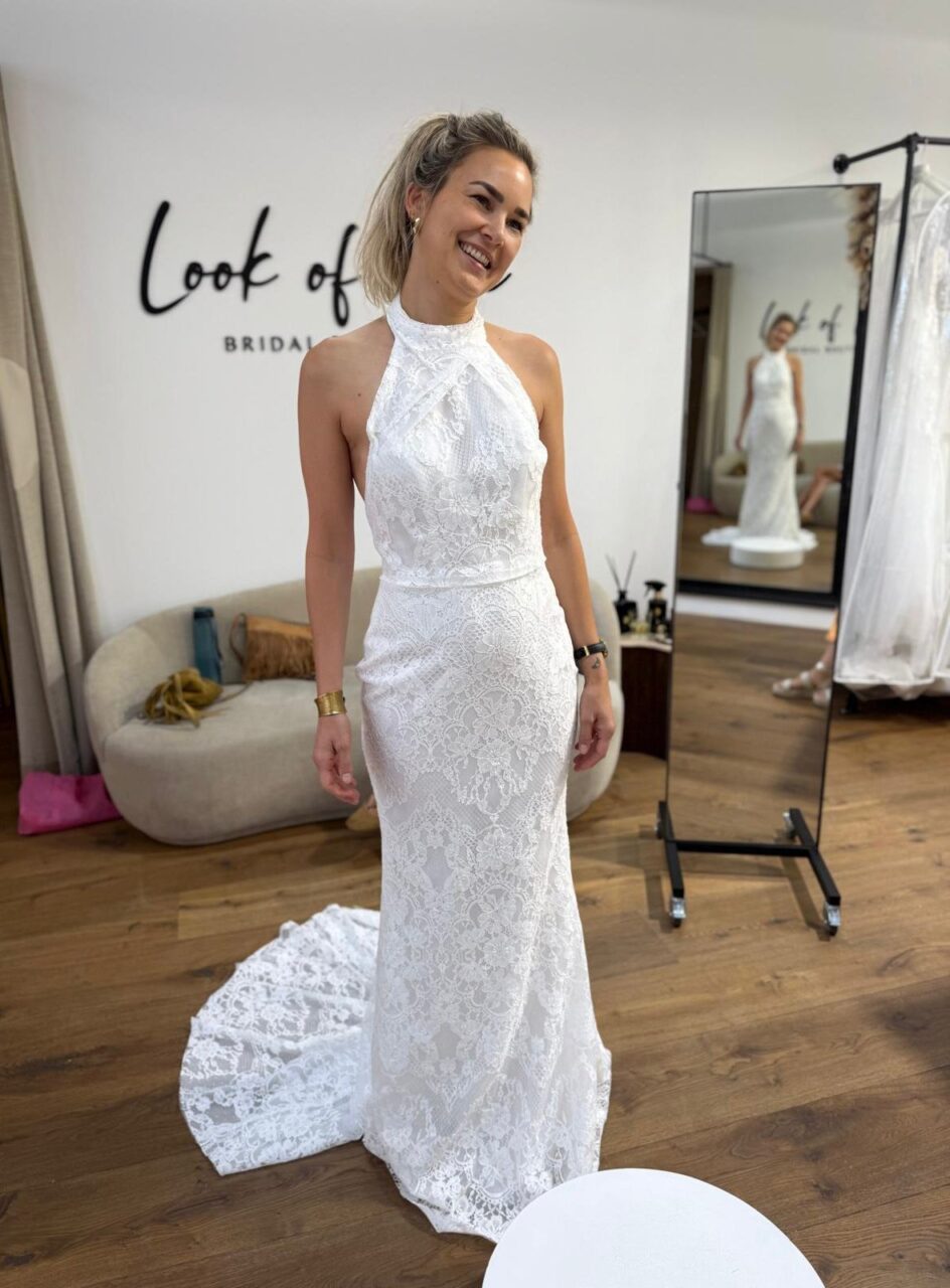 Made with Love Hallie trouwjurk – maat 36 – inclusief parelsluier & Lace Tie
