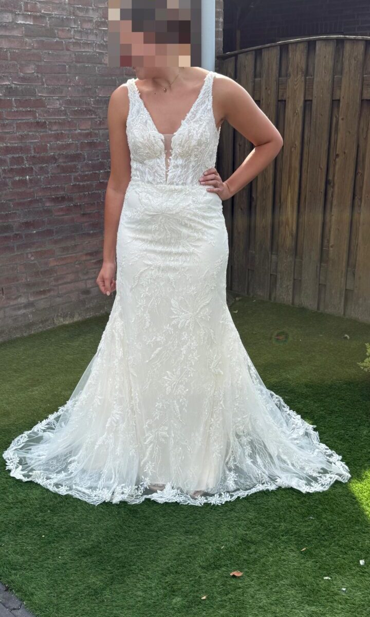 Ongedragen schitterende trouwjurk van Luna Novias
