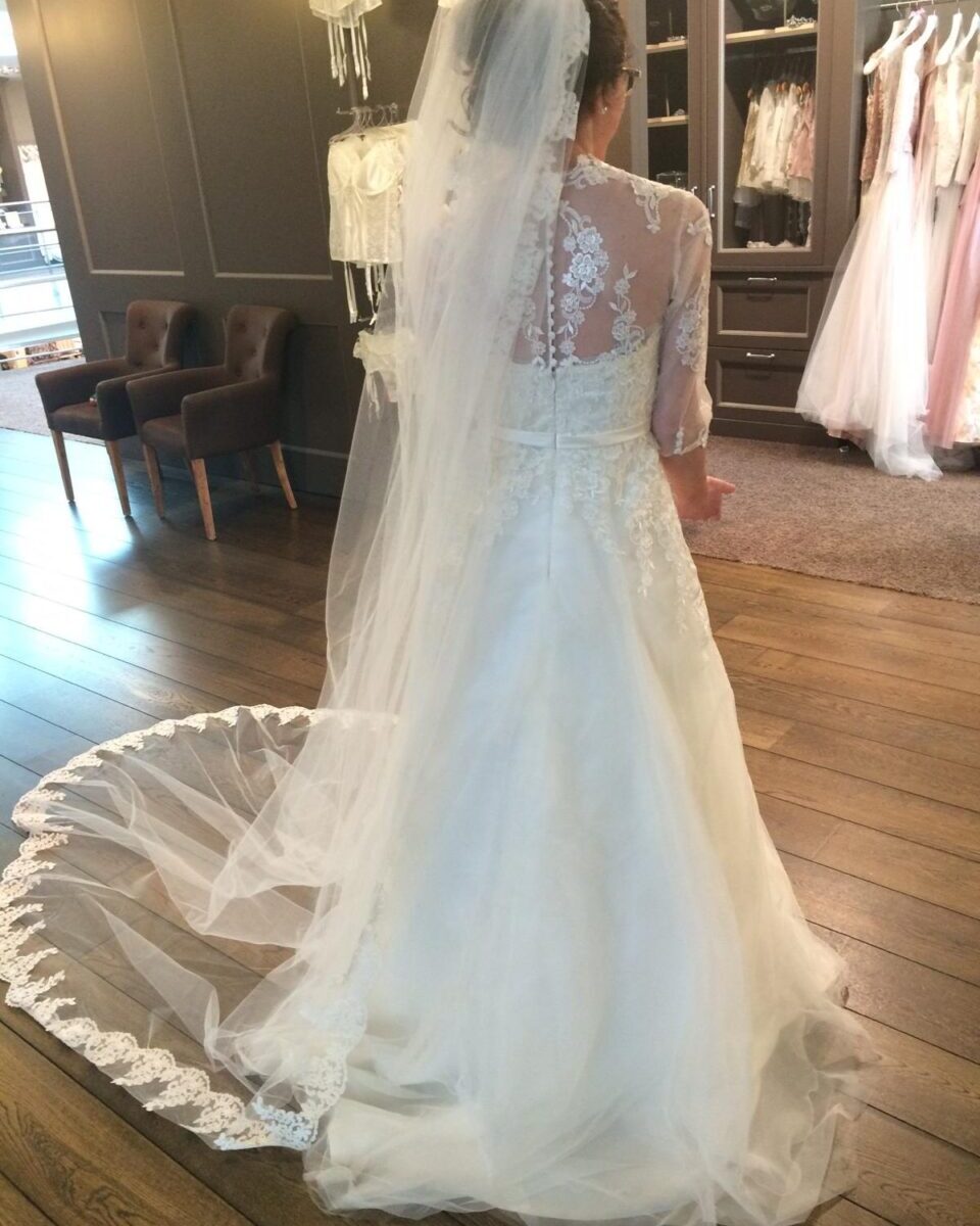 Trouwjurk Pronovias NIEUW mt 36