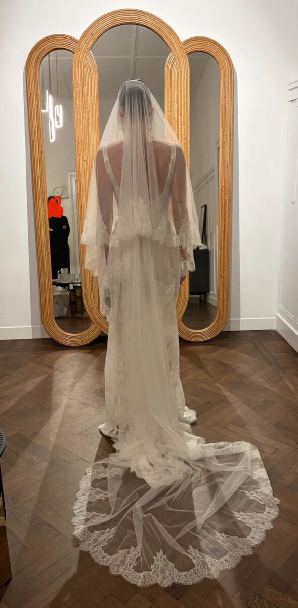 Designer (kanten) Trouwjurk FLORA en Sluier